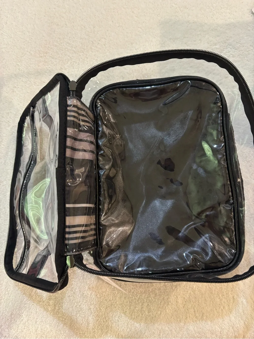 Lug whoosh cosmetic case storage metallic black